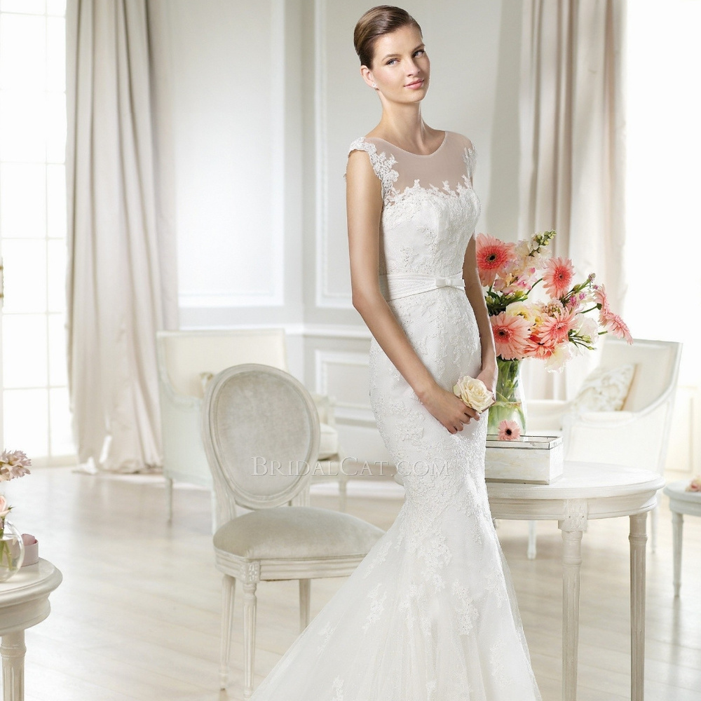 White One by Pronovias Wedding Dress Jacobe
